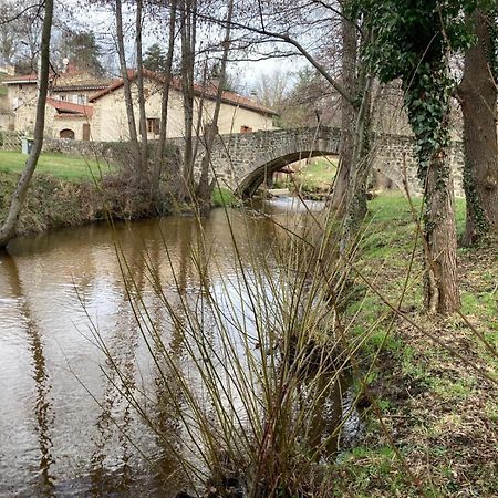Jolie Maison De Campagne, Compostelle Soleymieux Luaran gambar